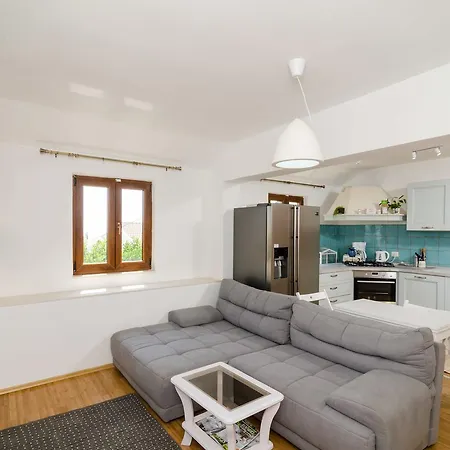 Grandma Summer House Guest house 3*